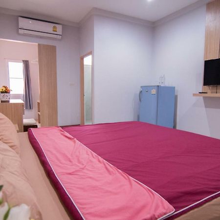Tn Thanyawit Nakhonratchasima Екстериор снимка